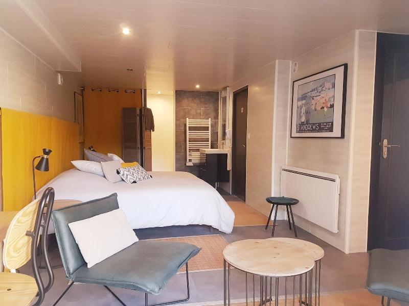 Hotel Ambition Zen Presles Extérieur photo